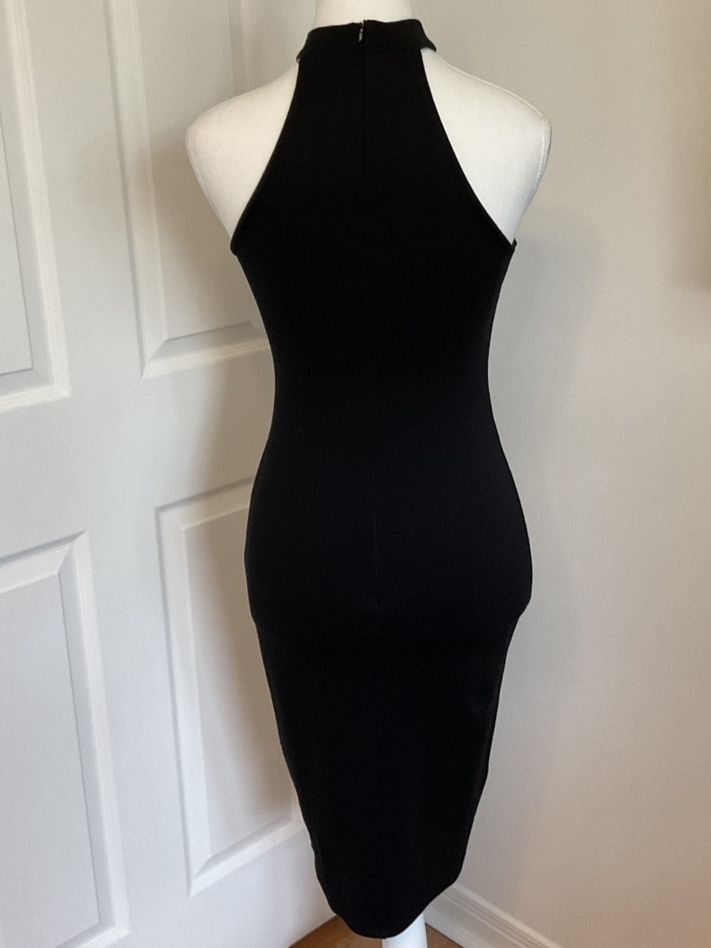 🤩 Rolla Coster Dress Black Halter Cocktail - size S - Picture 3 of 5